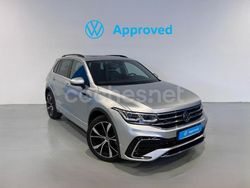 Gris / plata Usado 2024 VW Tiguan R-line SUV | 39.900 € (Caro)