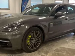 Gris / plata Usado 2018 Porsche Panamera 4 Sport Turismo Berlina | 59.900 € (Super precio)
