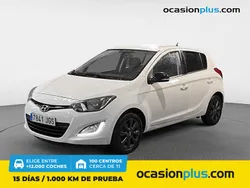 Blanco Usado 2015 Hyundai i20 GO! Utilitario | 8900 € (Precio justo)