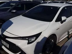 Blanco Usado 2020 Toyota Corolla Active Utilitario | 19.400 € (Precio justo)