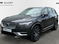 Gris Usado 2023 Volvo XC90 Plus SUV | 61.500 € (Caro)