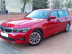 Rojo Usado 2021 BMW 330e Familiar | 28.000 € (Buen precio)