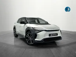 Blanco Nuevo 2024 Toyota bZ4X Style SUV | 42.720 €