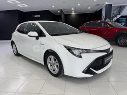 Blanco Usado 2020 Toyota Corolla Active Berlina | 20.490 € (Precio justo)