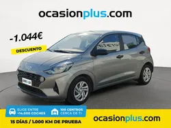 Gris Usado 2022 Hyundai i10 Utilitario | 11.490 € (Precio justo)