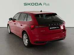Rojo Usado 2024 Skoda Scala Selection Utilitario | 21.990 € (Caro)