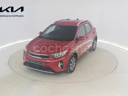 Rojo Usado 2024 Kia Stonic SUV | 19.900 € (Precio justo)
