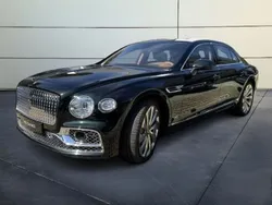 Verde Usado 2021 Bentley Flying Spur Berlina | 185.900 €