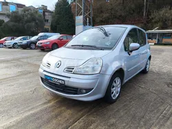 Gris / plata Usado 2012 Renault Grand Modus Evolution Monovolumen | 4900 €