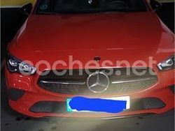 Rojo Usado 2019 Mercedes CLA180 Shooting Brake Familiar | 35.000 €