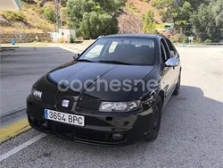 Negro Usado 2002 Seat Leon Stella Berlina | 2200 € (Super precio)