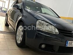 Azul Usado 2005 VW Golf IV Highline Berlina | 4200 € (Precio justo)
