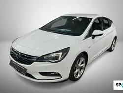 Blanco Usado 2017 Opel Astra Dynamic Berlina | 14.900 € (Caro)