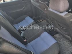 Gris / plata Usado 2000 VW Golf IV Highline Berlina | 3399 € (Precio justo)