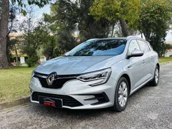 Plateado Usado 2022 Renault Mégane GrandTour Equilibre Familiar | 11.990 € (Precio justo)