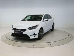 Blanco Usado 2023 Kia Ceed Utilitario | 19.475 € (Precio justo)