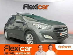 Gris / plata Usado 2017 Hyundai i30 Berlina | 12.790 € (Super precio)