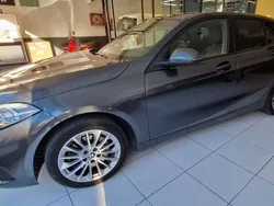 Gris Usado 2020 BMW 118 Utilitario | 23.400 € (Precio justo)