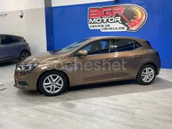 Marrón Usado 2016 Renault Mégane III Zen Berlina | 8999 € (Precio justo)