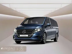 Azul Nuevo 2025 Mercedes V220 Monovolumen | 66.154 € (Un poco caro)