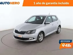 Gris Usado 2017 Skoda Fabia Ambition Berlina | 12.299 € (Precio justo)