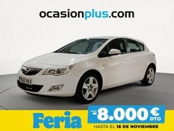 Blanco Usado 2012 Opel Astra Selective Utilitario | 8290 € (Precio justo)