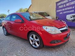 Rojo Usado 2007 Opel Astra GTC Cosmo Berlina | 3999 € (Buen precio)