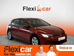 Rojo Usado 2022 VW Golf VIII Life Berlina | 23.990 € (Precio justo)