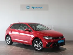 Rojo Usado 2024 VW Polo R-line Berlina | 26.990 €