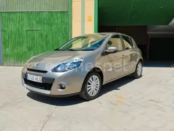 Beige Usado 2012 Renault Clio IV Business Berlina | 4500 € (Super precio)