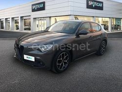 Gris / plata Usado 2022 Alfa Romeo Stelvio Sprint SUV | 27.900 € (Precio justo)