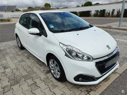 Blanco Usado 2019 Peugeot 208 Active Utilitario | 8000 € (Precio justo)