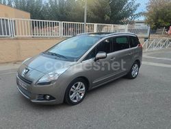 Beige Usado 2013 Peugeot 5008 Access Monovolumen | 5800 € (Precio justo)