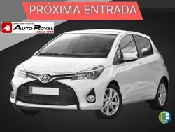 Blanco Usado 2015 Toyota Yaris Hybrid Advance Berlina | 14.900 € (Caro)
