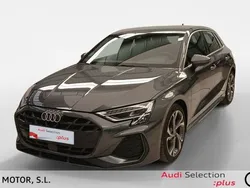 Gris Usado 2024 Audi A3 Sportback S-Line Berlina | 36.000 € (Caro)