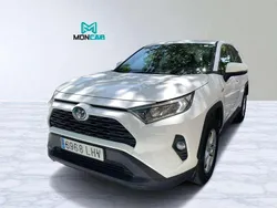 Blanco Usado 2020 Toyota RAV4 Hybrid Business Edition SUV | 31.490 € (Precio justo)
