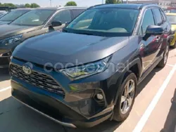 Gris / plata Usado 2019 Toyota RAV4 Hybrid Luxury SUV | 31.900 € (Un poco caro)