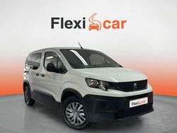 Blanco Usado 2023 Peugeot Rifter GT Monovolumen | 17.990 € (Super precio)