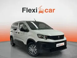 Blanco Usado 2023 Peugeot Rifter GT Monovolumen | 16.690 € (Super precio)