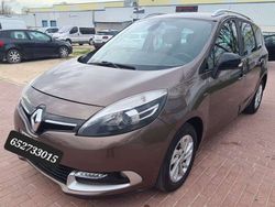 Marrón Usado 2015 Renault Grand Scénic III LIMITED Monovolumen | 6500 € (Super precio)