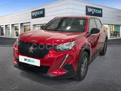 Rojo Usado 2023 Peugeot 2008 Active SUV | 19.990 € (Un poco caro)