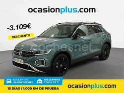 Azul Nuevo 2024 VW T-Roc SUV | 30.900 € (Precio justo)