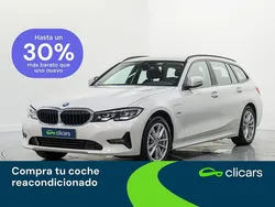 Blanco Usado 2022 BMW 330e Familiar | 35.990 € (Precio justo)