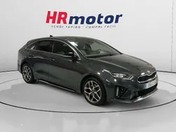 Gris Usado 2020 Kia Ceed GT-Line Familiar | 17.570 € (Un poco caro)