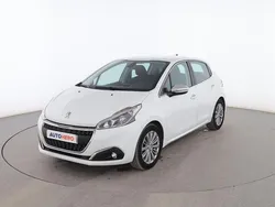 Blanco Usado 2016 Peugeot 208 Allure Utilitario | 7599 € (Buen precio)