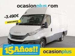 Blanco Usado 2023 Iveco Daily Berlina | 28.050 € (Precio justo)