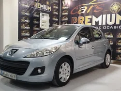 Azul Usado 2012 Peugeot 207 Access Berlina | 5899 € (Precio justo)