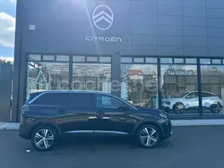 Negro Usado 2021 Peugeot 5008 Allure Monovolumen | 22.500 € (Precio justo)
