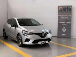 Gris Usado 2023 Renault Clio V Techno Utilitario | 18.100 € (Un poco caro)
