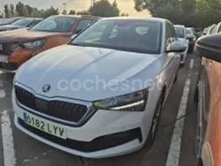 Blanco Usado 2022 Skoda Scala Style Utilitario | 16.450 € (Precio justo)